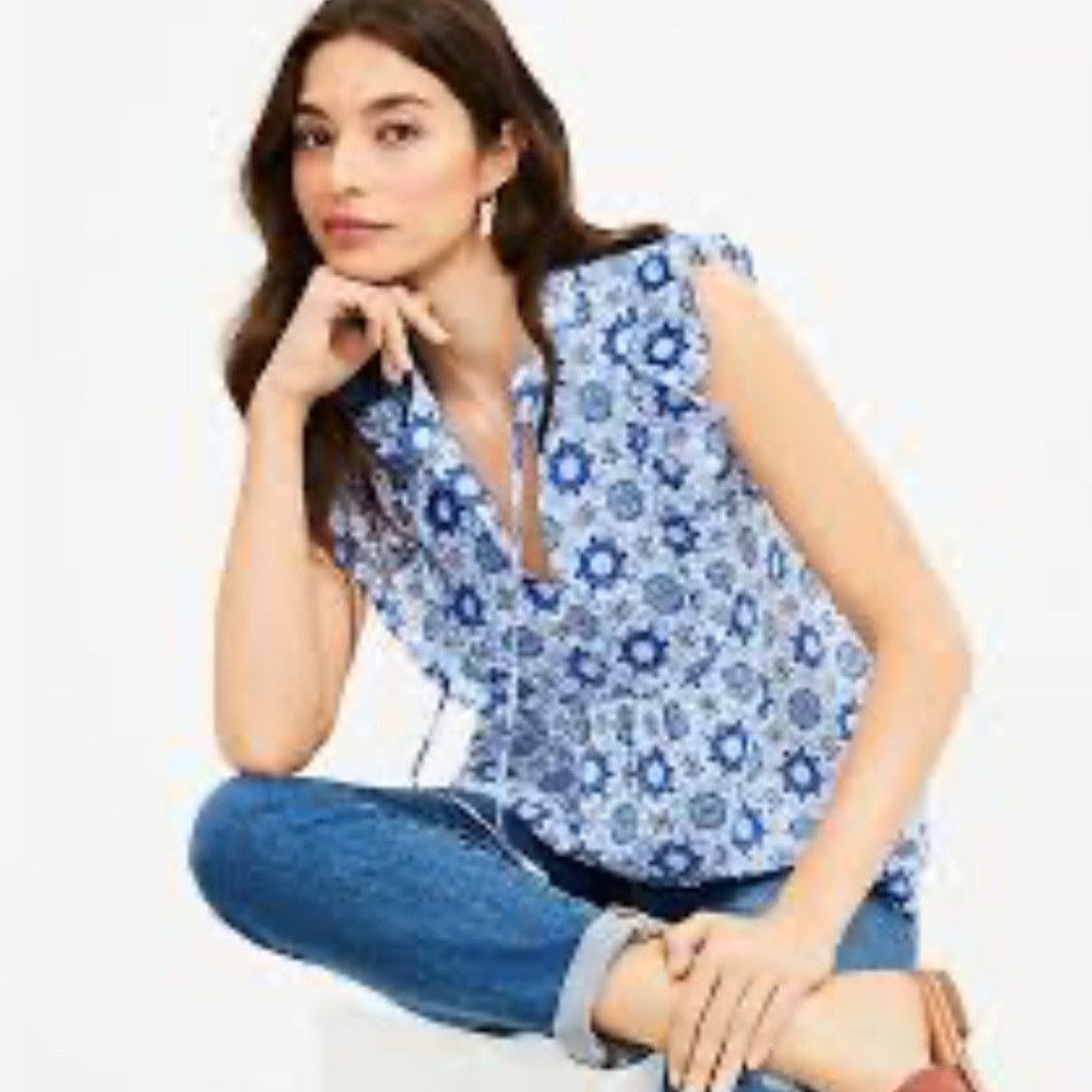 LOFT BLUE/WHITE RUFFLE TIE NECK SHELL TOP SMALL